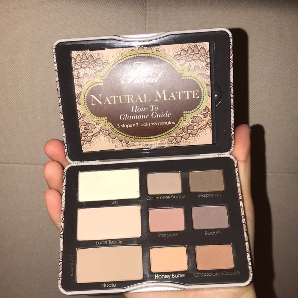 Too Faced Natural Matte eyeshadow